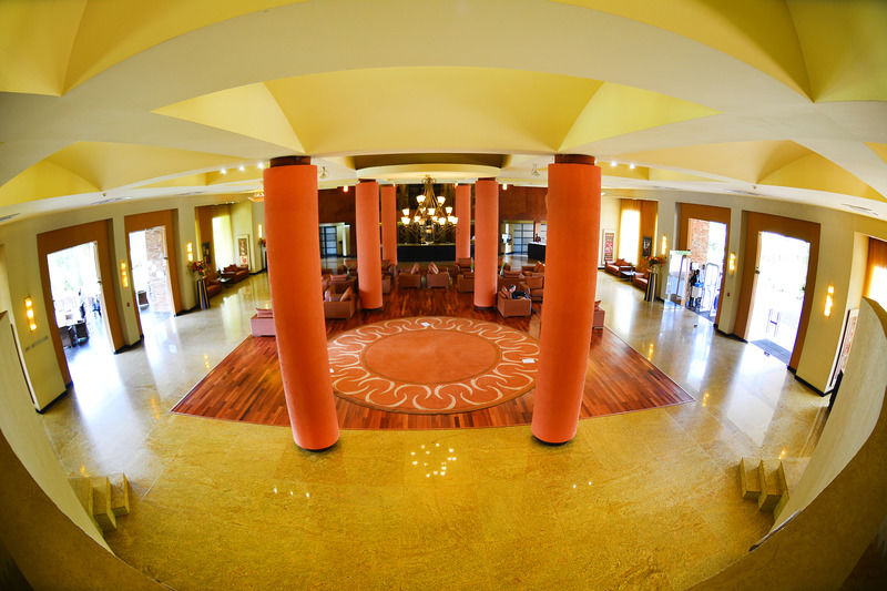 Munyonyo Commonwealth Resort 캄팔라 외부 사진