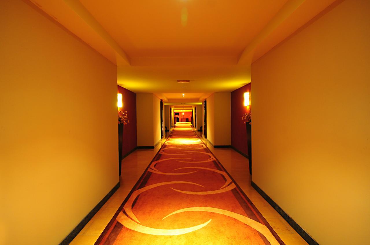 Munyonyo Commonwealth Resort 캄팔라 외부 사진